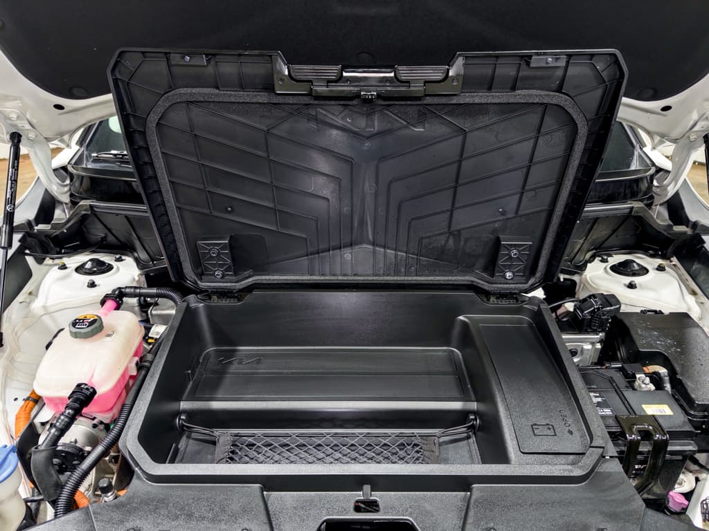 2023 Kia Niro EV view 26