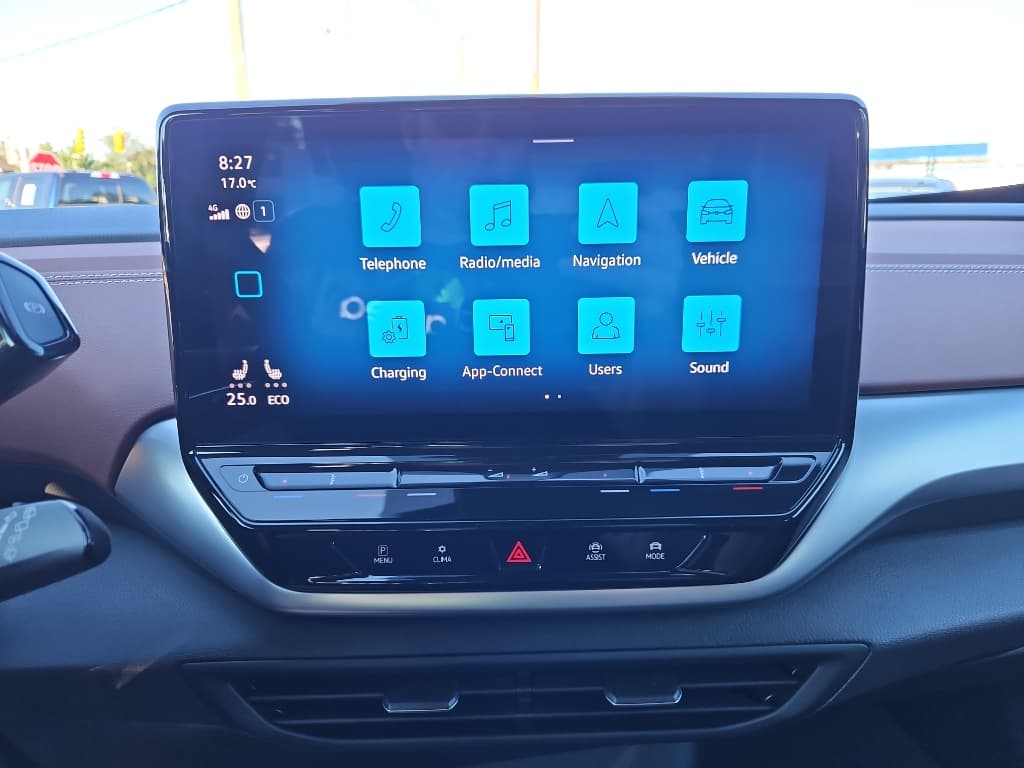 2021 Volkswagen ID.4 view 10