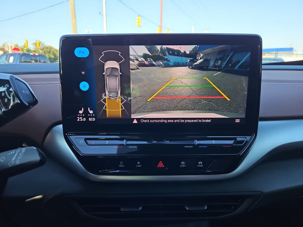 2021 Volkswagen ID.4 view 15