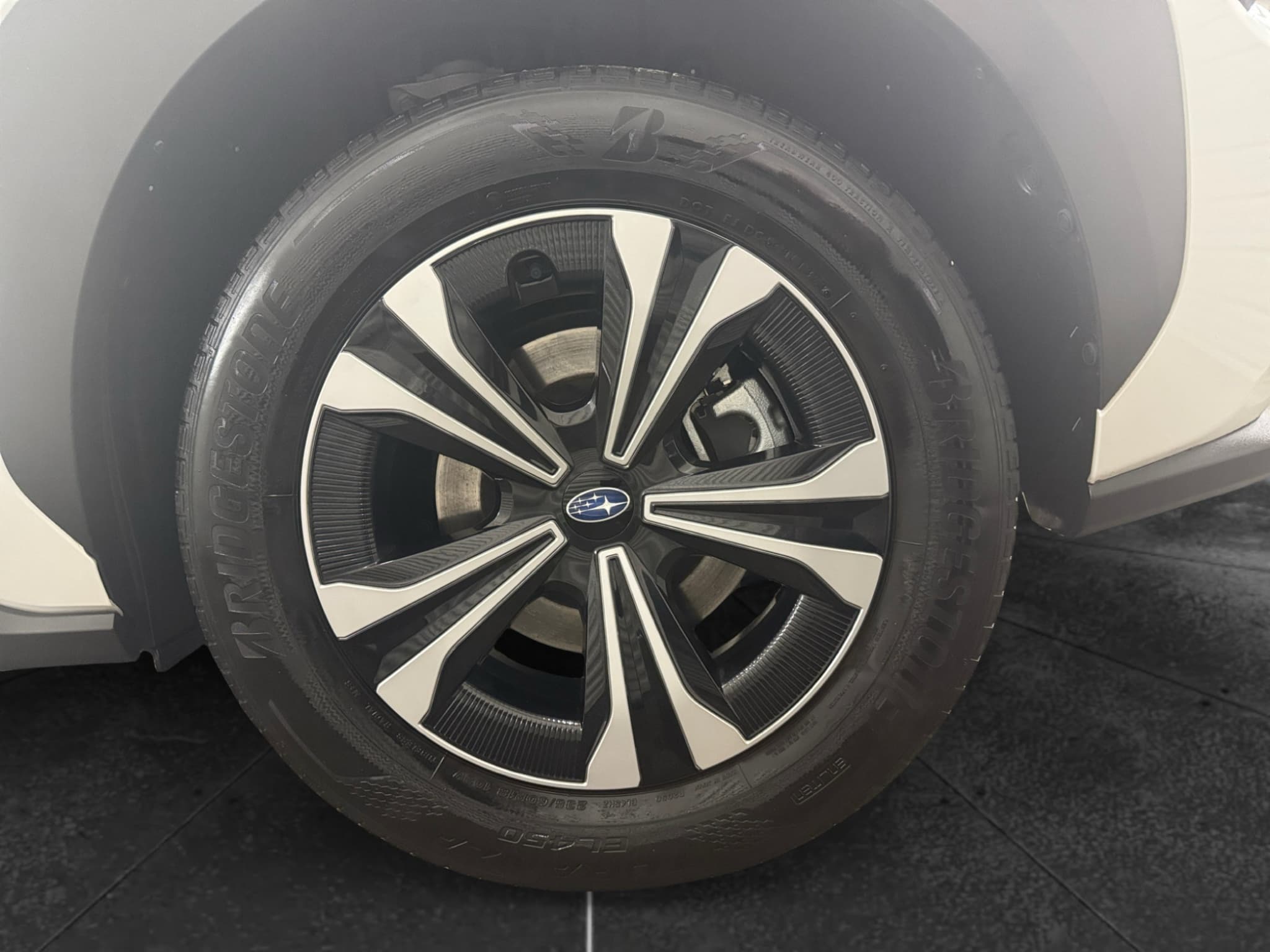 2023 Subaru Solterra view 26