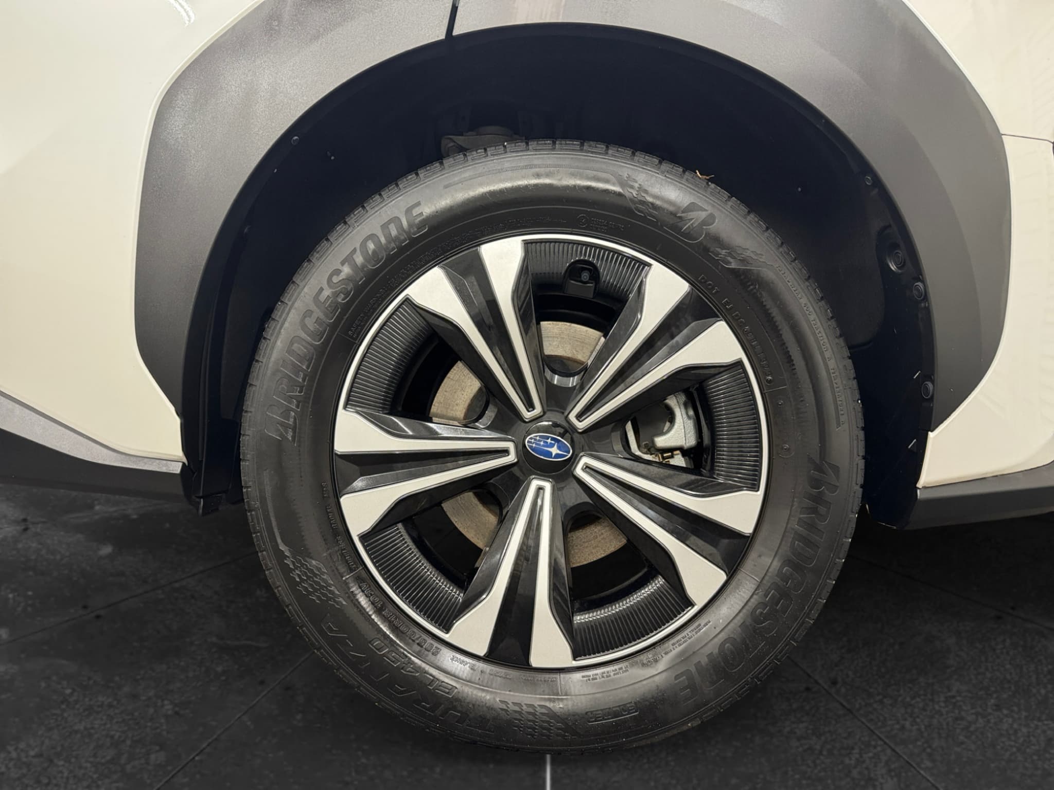 2023 Subaru Solterra view 46