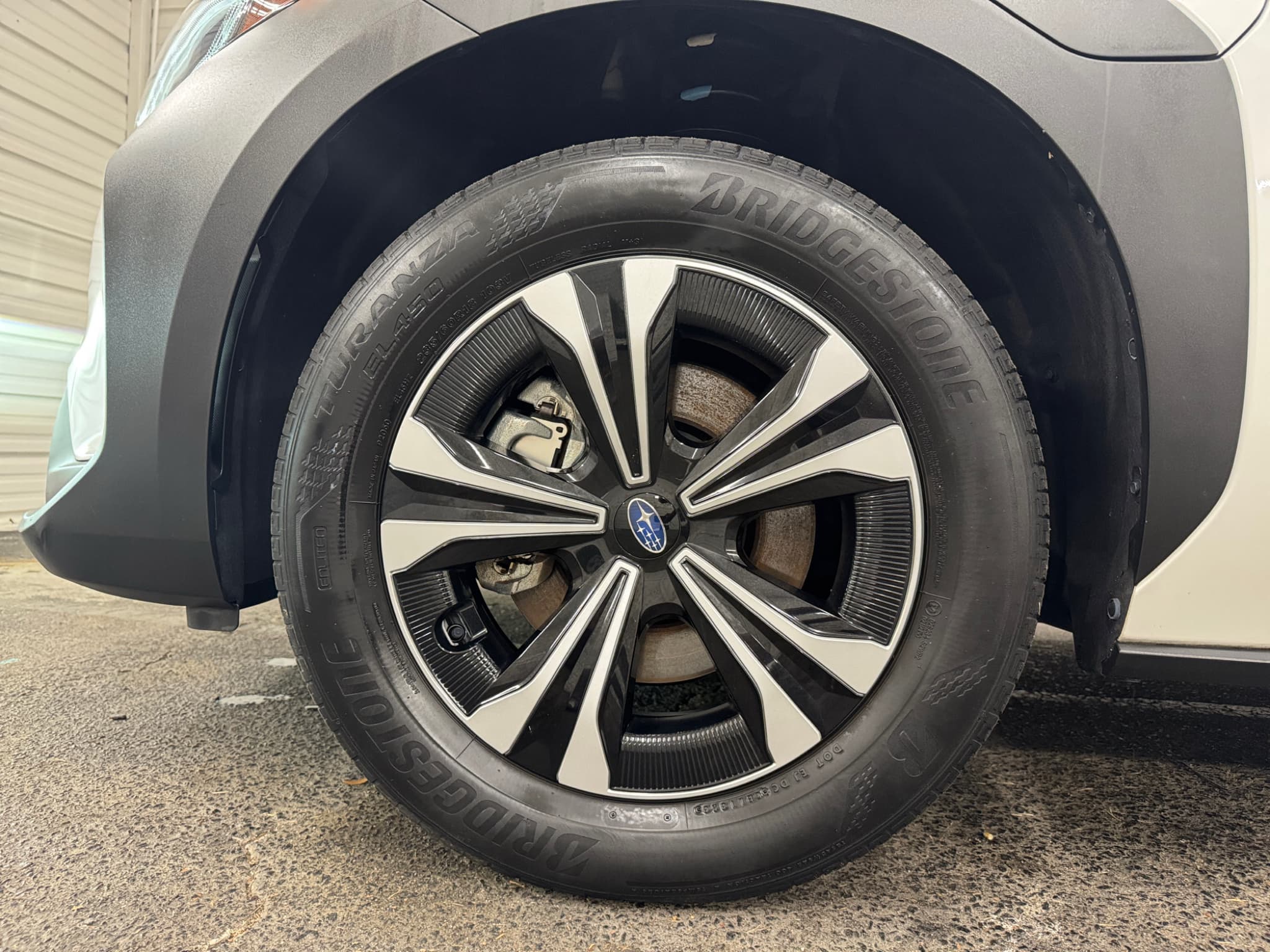 2023 Subaru Solterra view 40