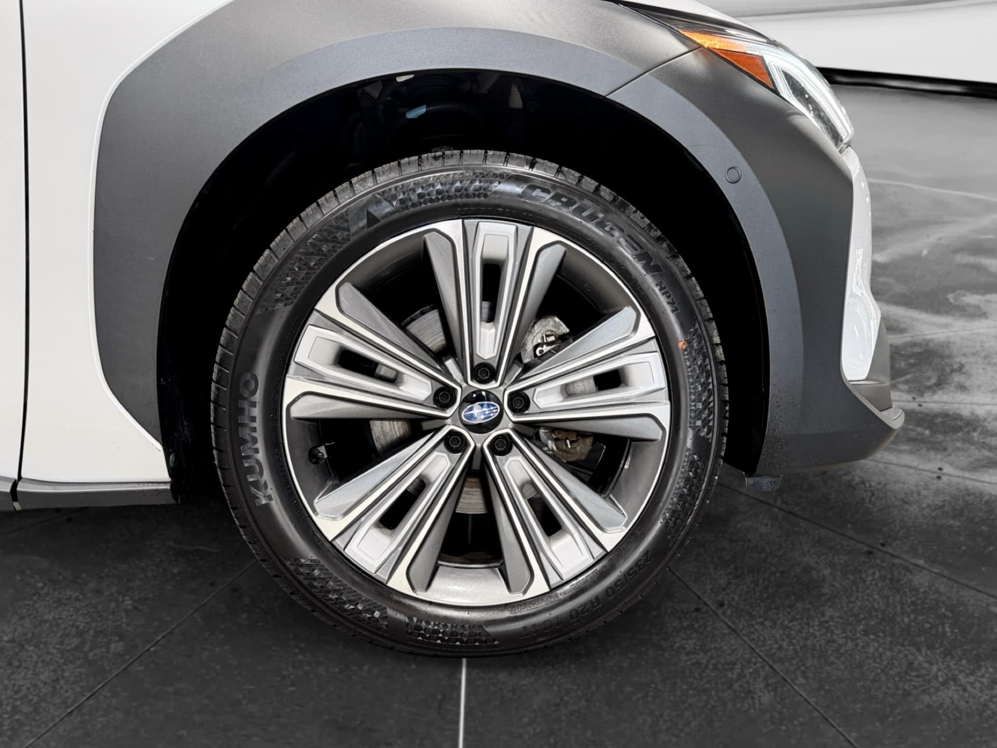 2023 Subaru Solterra view 32