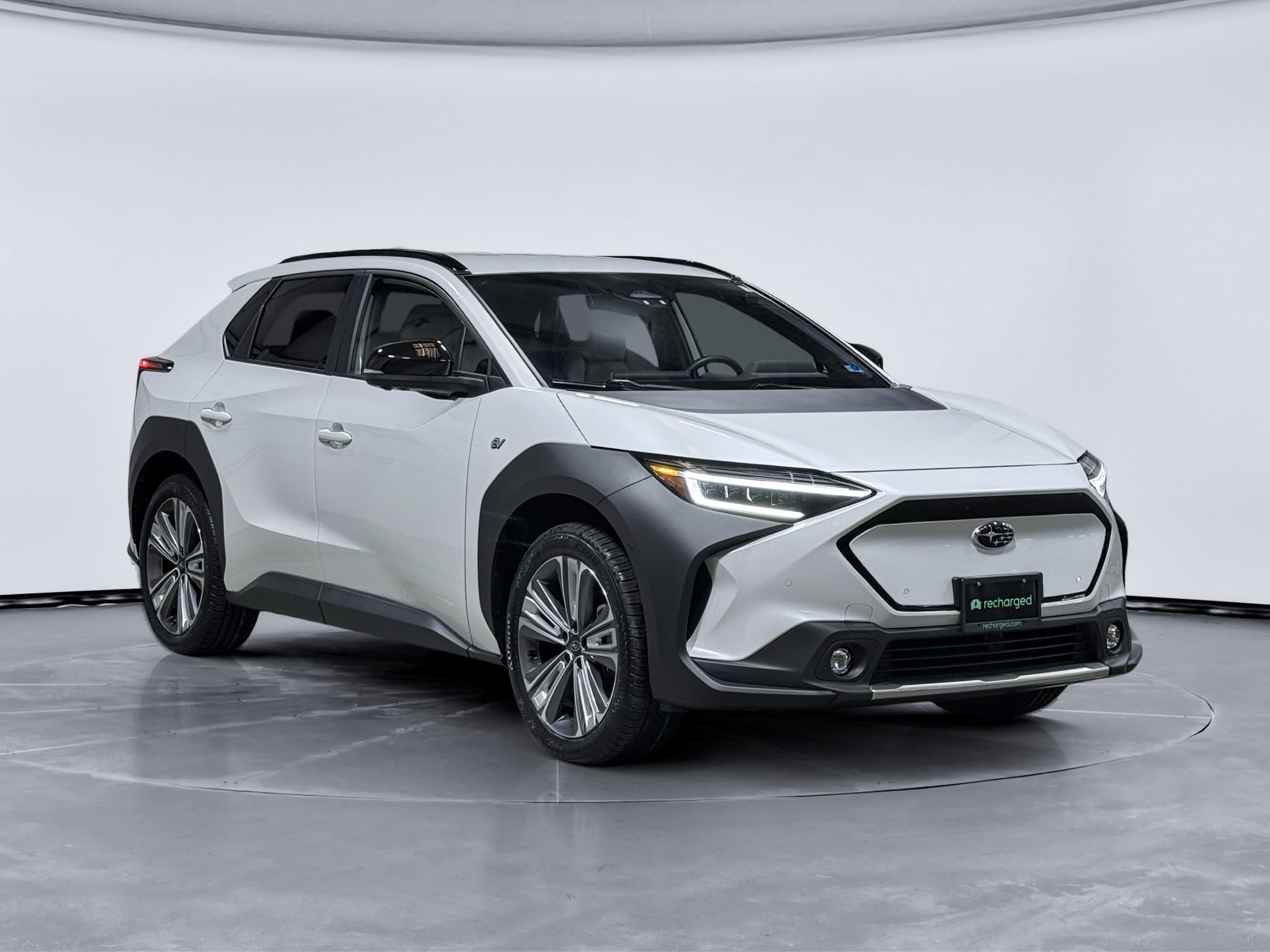 2023 Subaru Solterra view 4