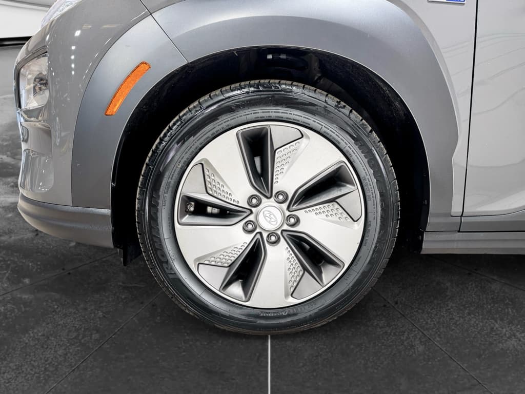 2019 Hyundai Kona EV view 29