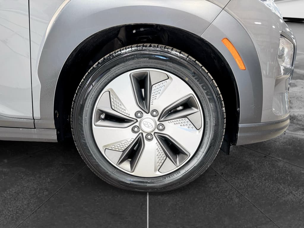 2019 Hyundai Kona EV view 33
