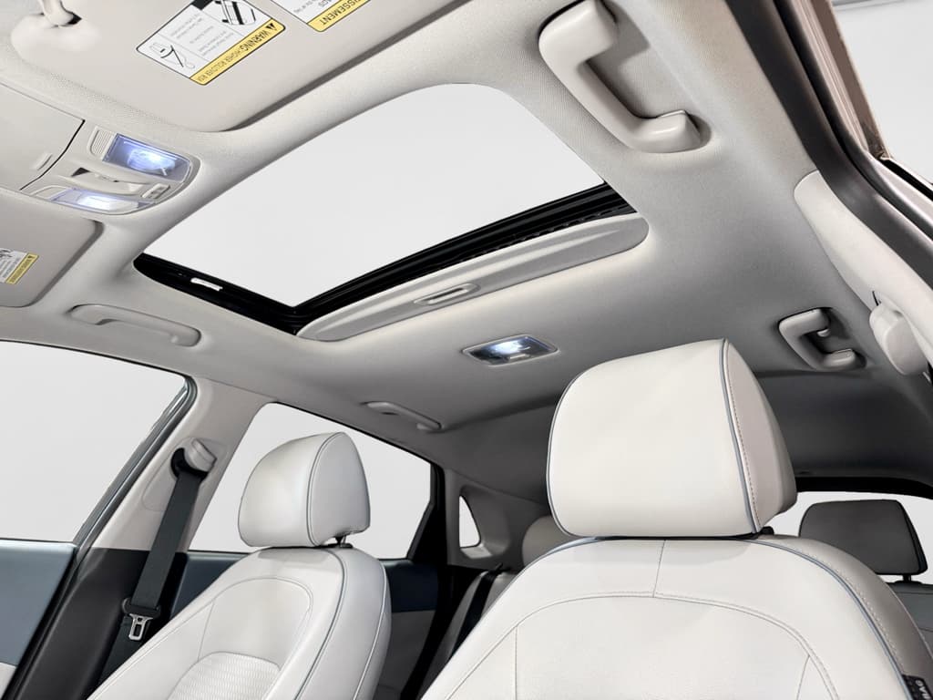 2019 Hyundai Kona EV view 24