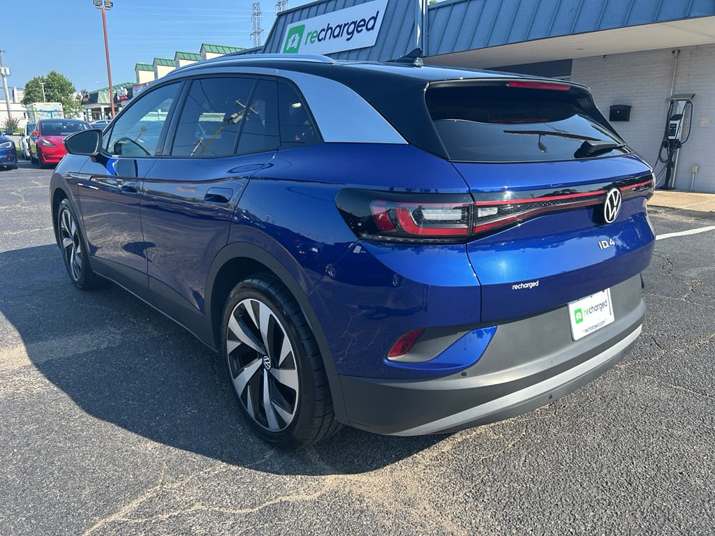 2021 Volkswagen ID.4 view 2