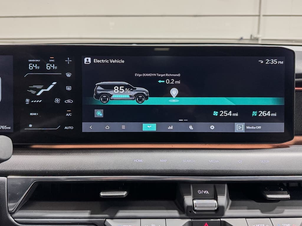 2024 Kia EV9 view 14