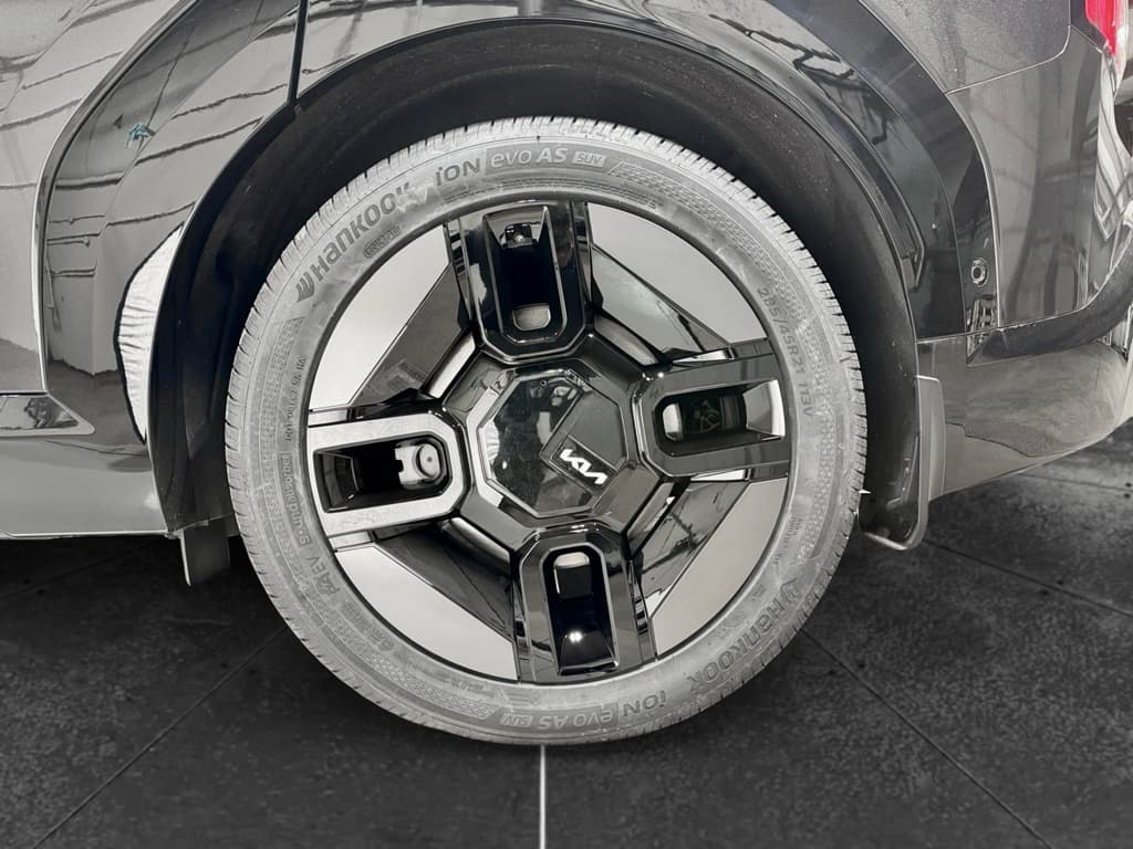 2024 Kia EV9 view 36