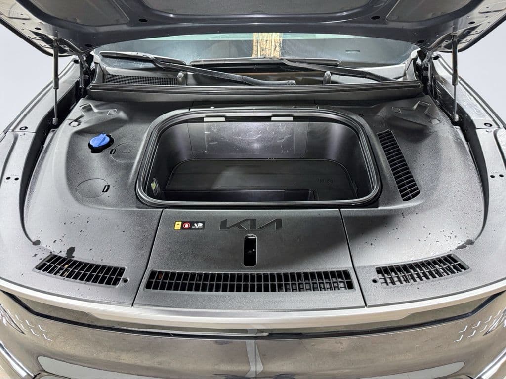 2024 Kia EV9 view 28
