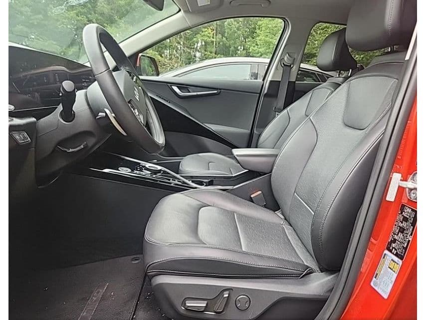 2023 Kia Niro EV view 5
