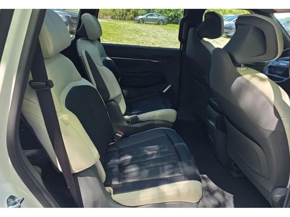 2024 Kia EV9 view 6