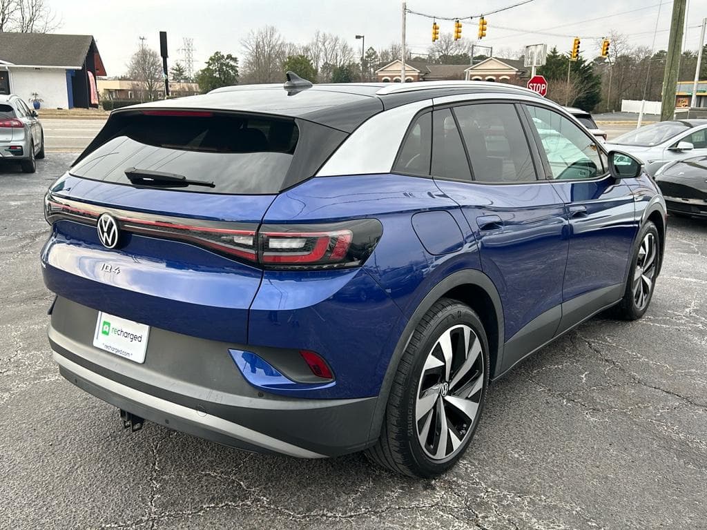 2021 Volkswagen ID.4 view 3