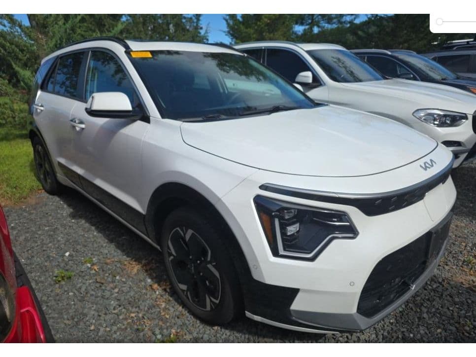 2023 Kia Niro EV view 2