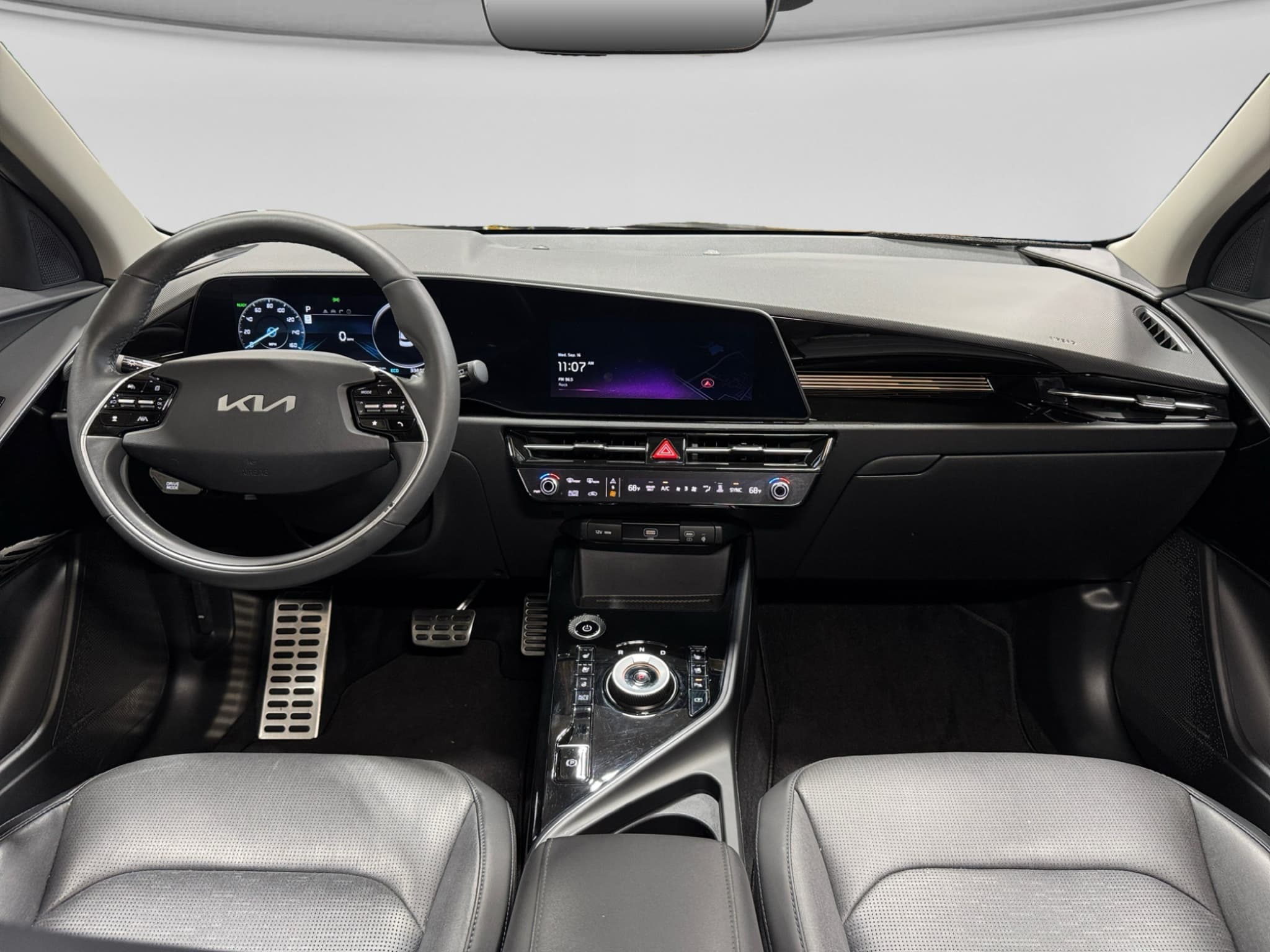 2023 Kia Niro EV view 16