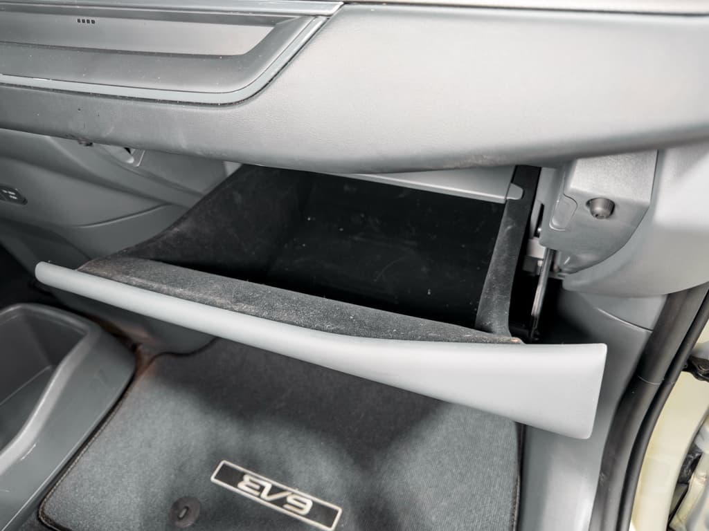 2024 Kia EV9 view 20