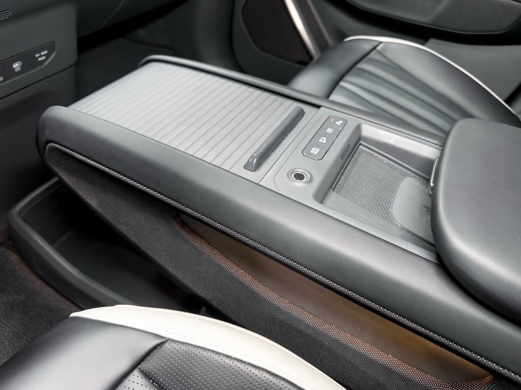 2024 Kia EV9 view 19