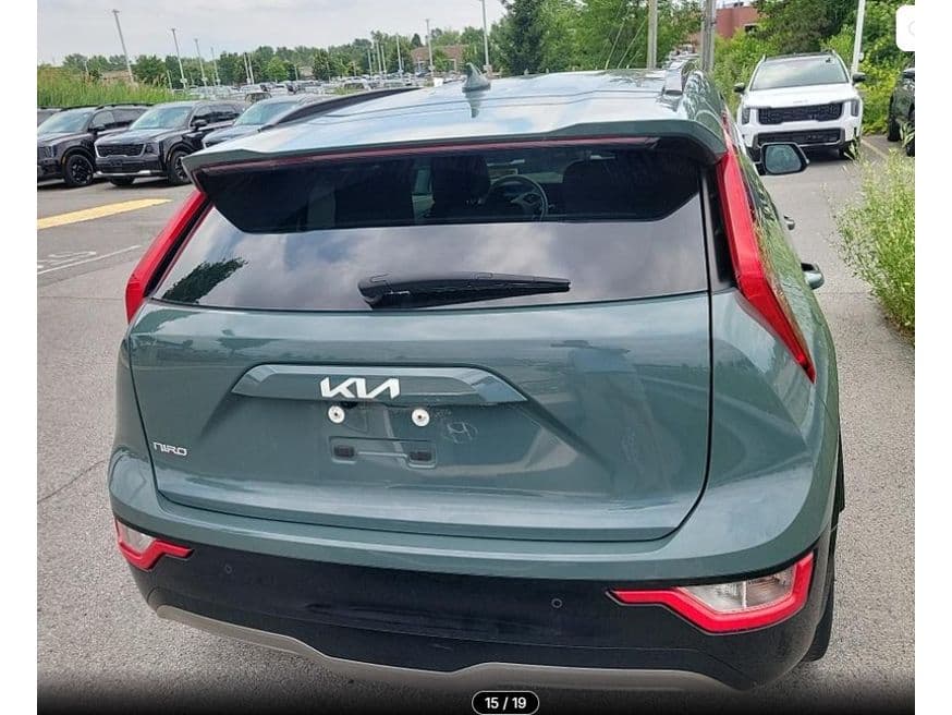2023 Kia Niro EV view 5