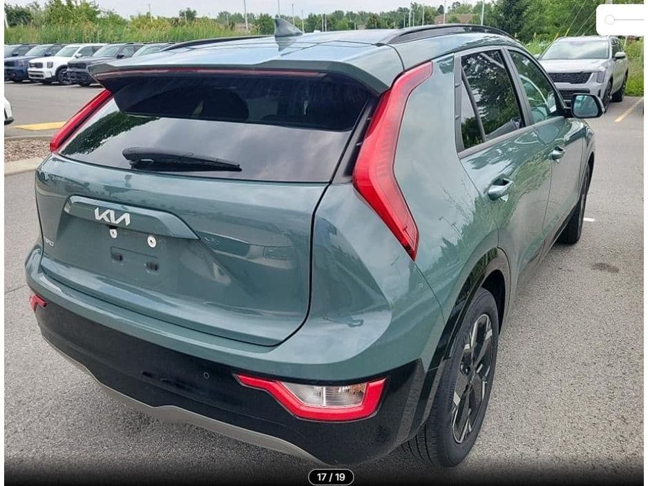2023 Kia Niro EV view 6
