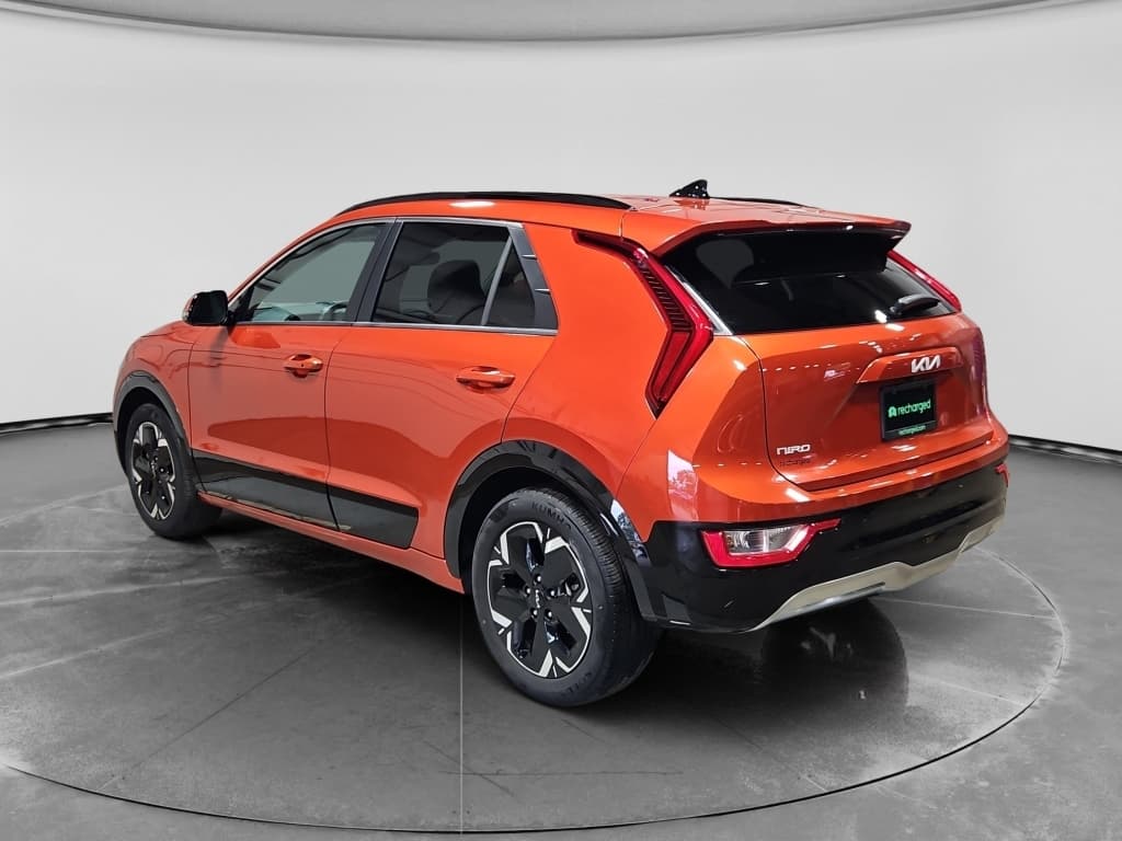 2023 Kia Niro EV view 2