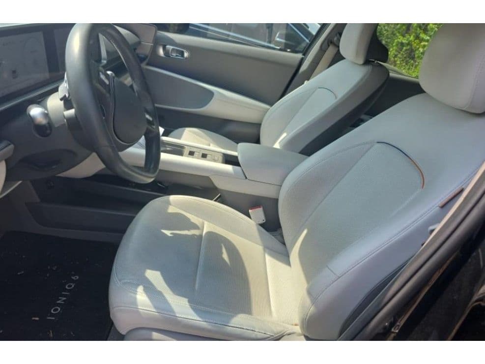 2023 Hyundai IONIQ 6 view 5