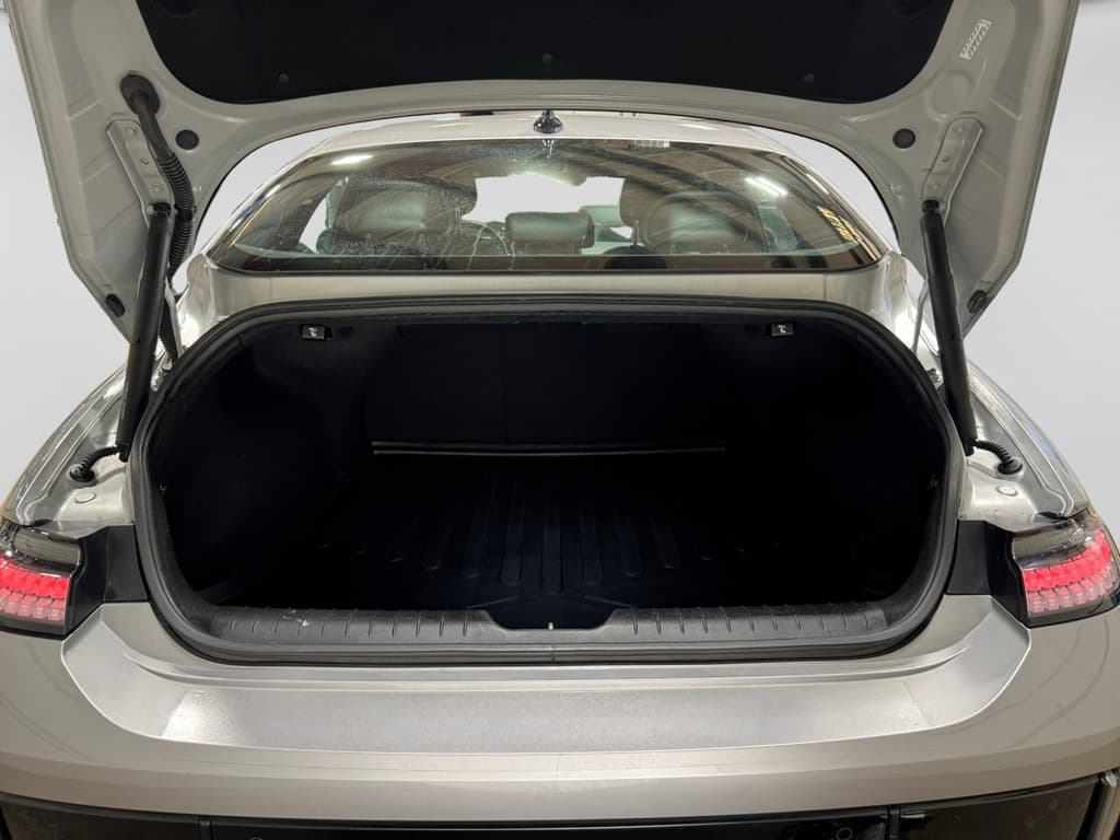 2023 Hyundai IONIQ 6 view 27