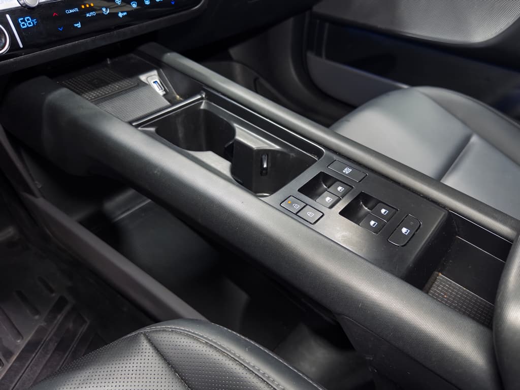 2023 Hyundai IONIQ 6 view 19