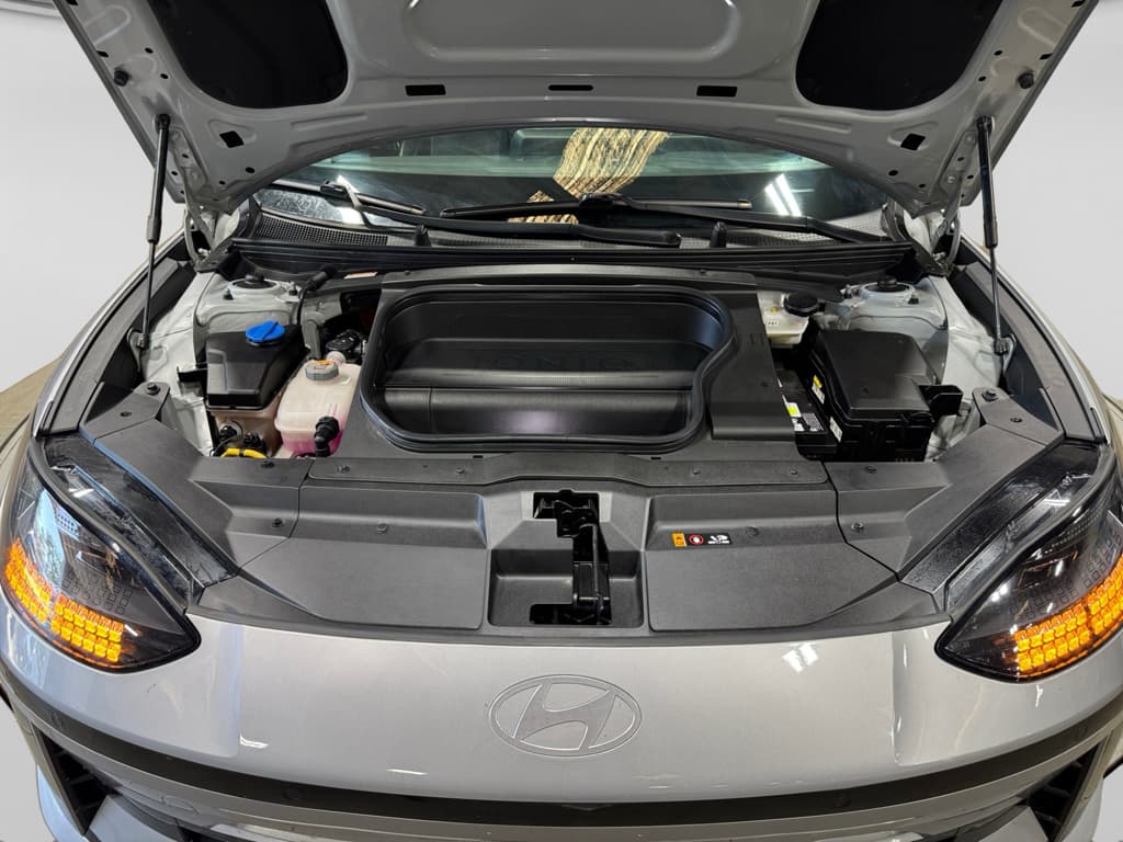 2023 Hyundai IONIQ 6 view 25