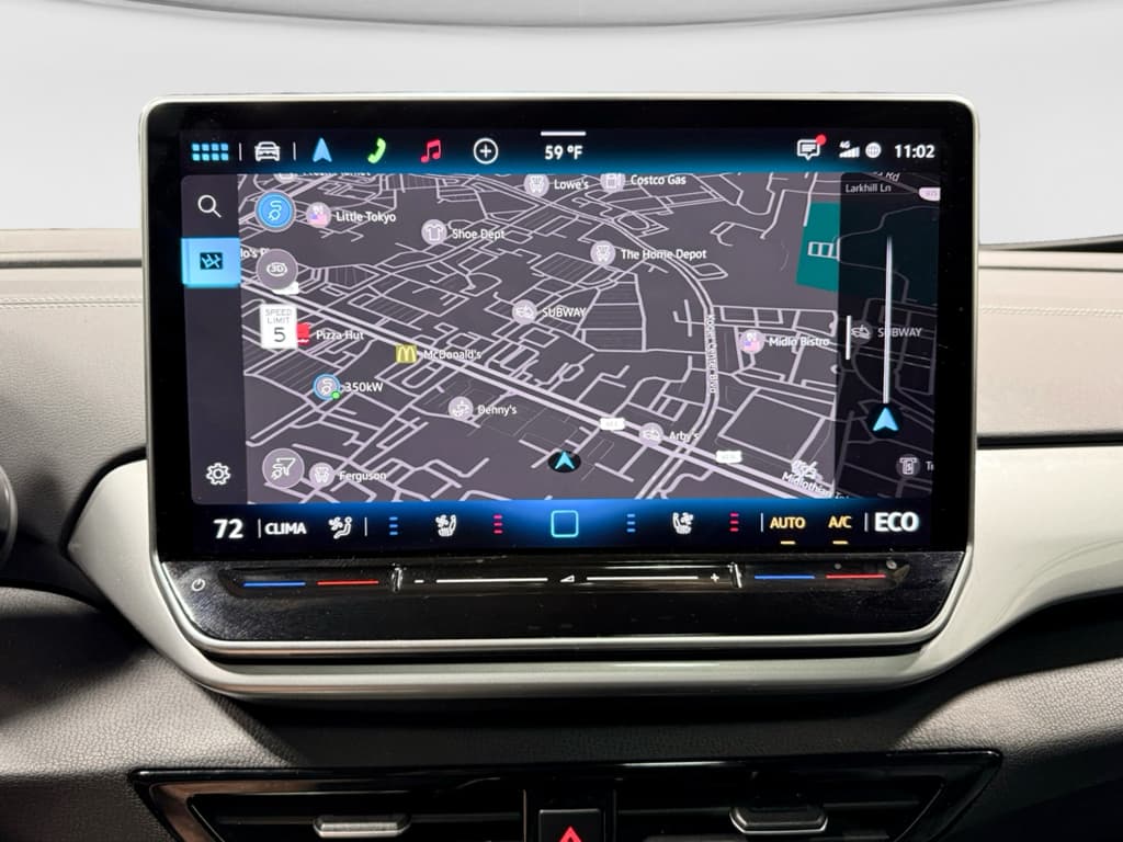 2024 Volkswagen ID.4 view 10