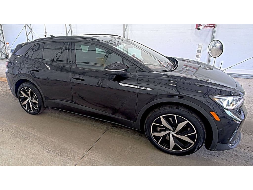 2024 Volkswagen ID.4 view 2