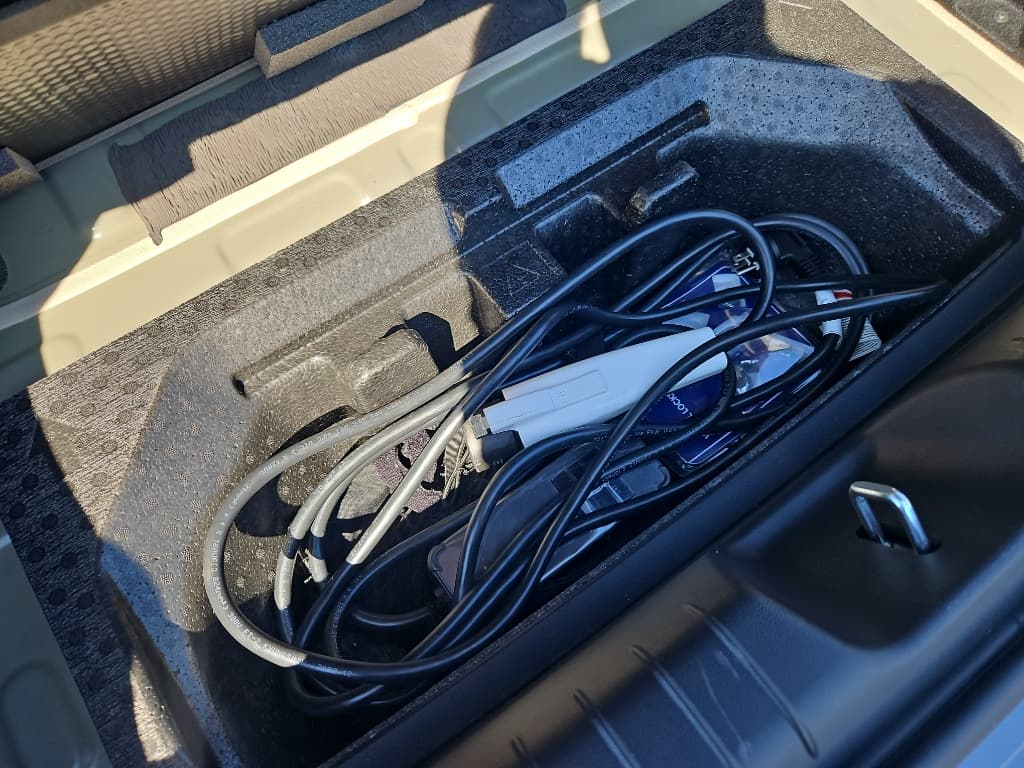 2023 Hyundai IONIQ 6 view 6