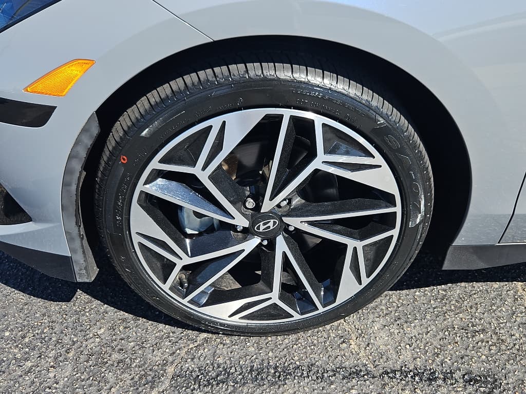 2023 Hyundai IONIQ 6 view 34