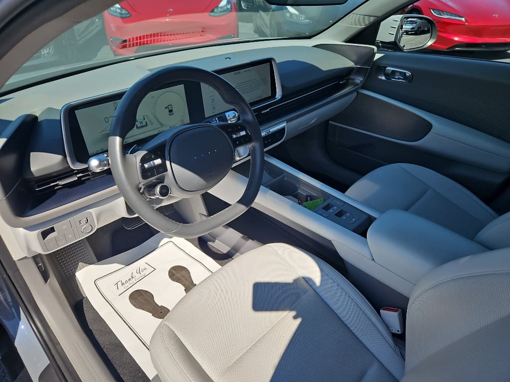 2023 Hyundai IONIQ 6 view 22
