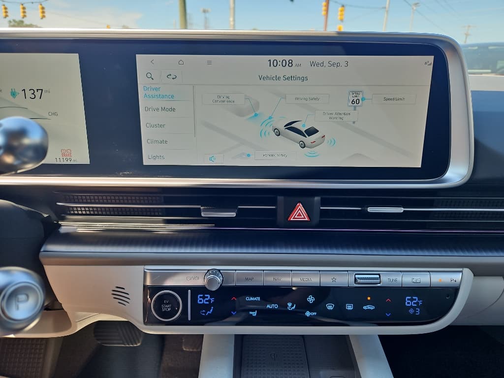 2023 Hyundai IONIQ 6 view 16