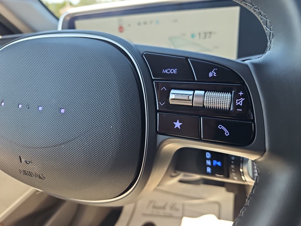 2023 Hyundai IONIQ 6 view 10