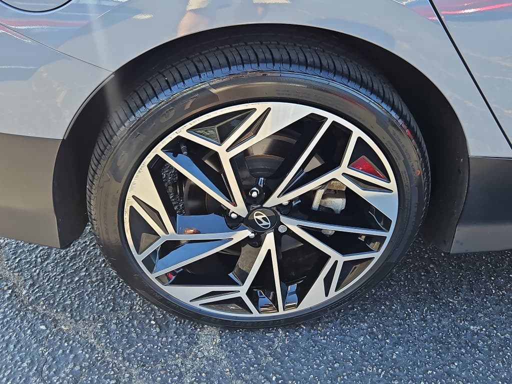 2023 Hyundai IONIQ 6 view 36