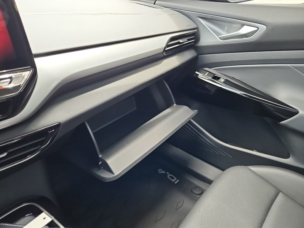 2023 Volkswagen ID.4 view 14