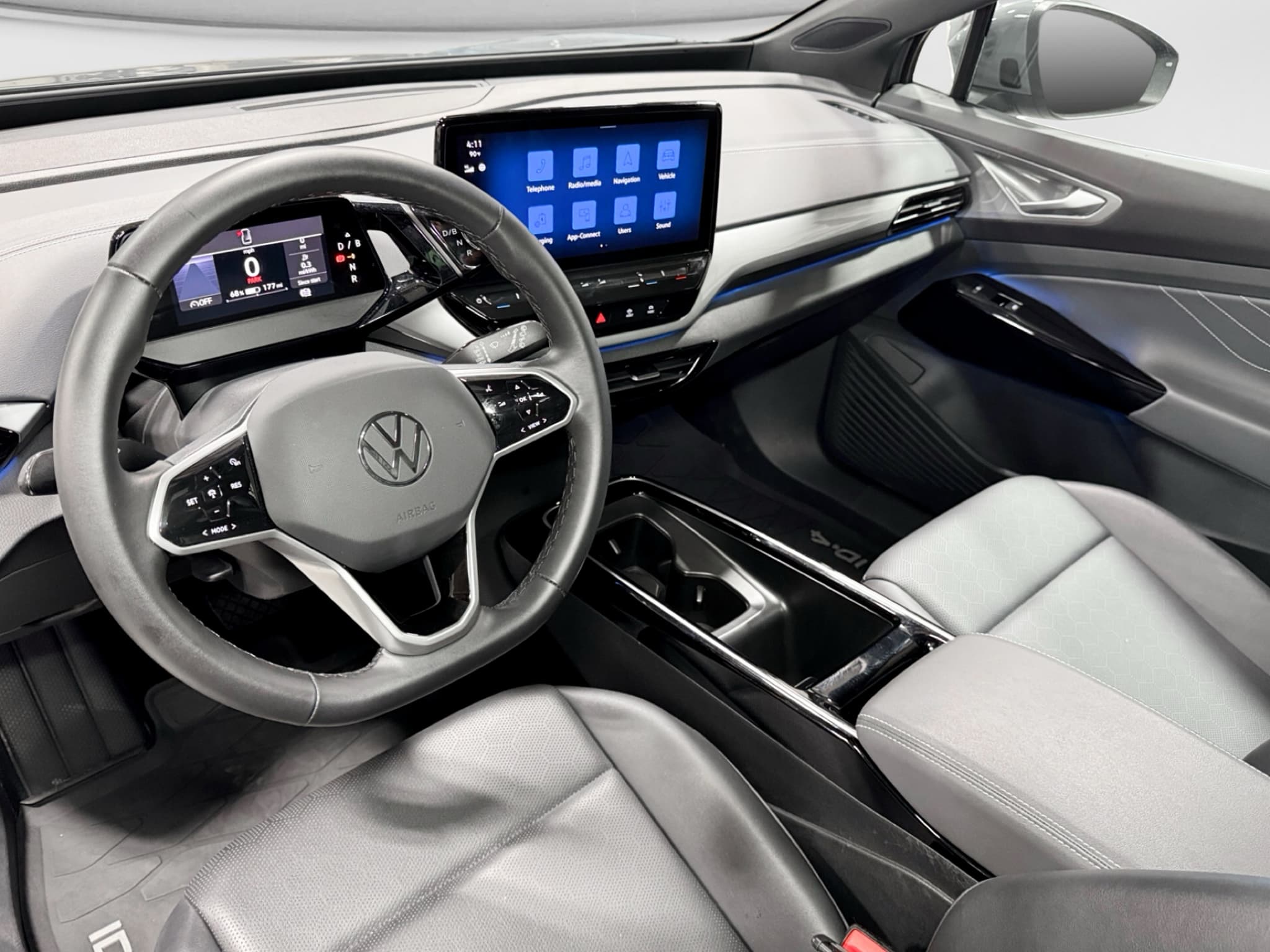 2023 Volkswagen ID.4 view 18