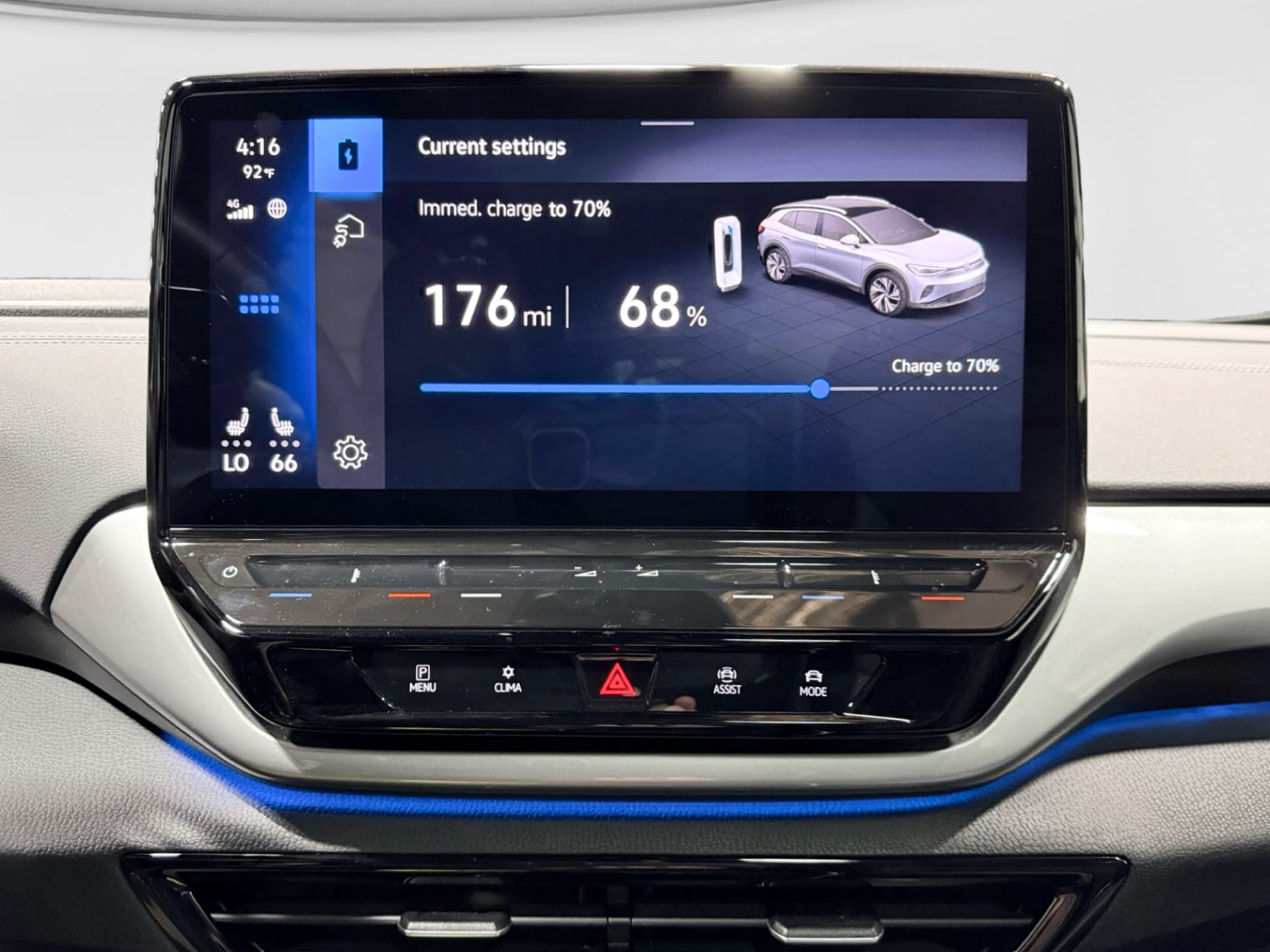 2023 Volkswagen ID.4 view 11