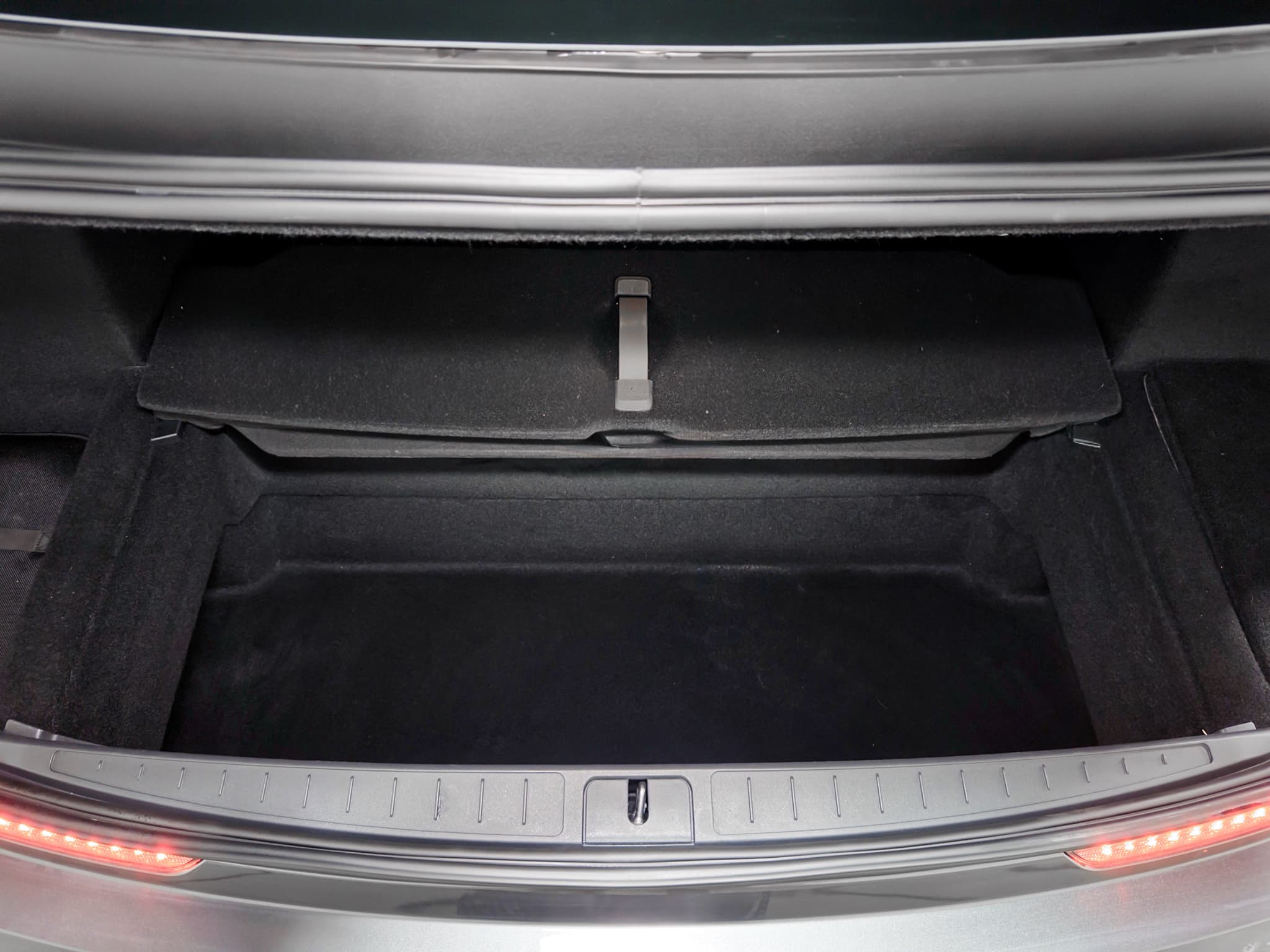 2026 Lucid Air view 28