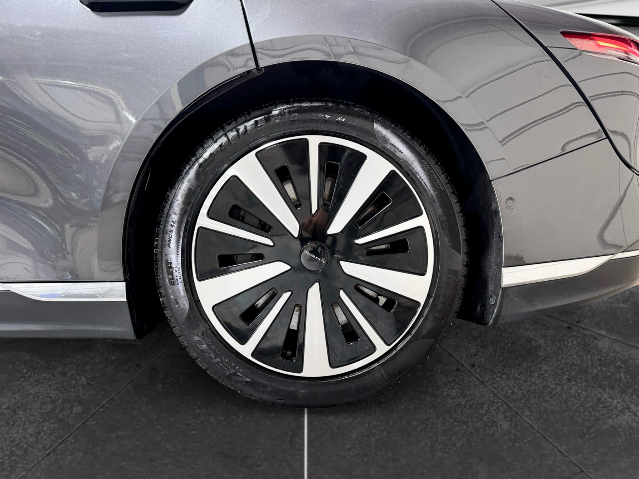 2026 Lucid Air view 33