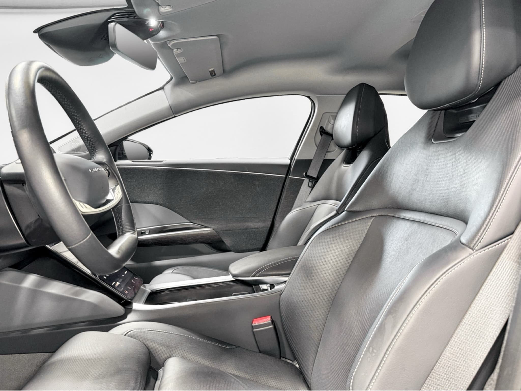 2026 Lucid Air view 18
