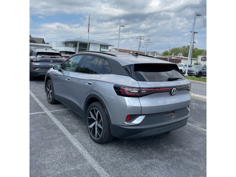 2023 Volkswagen ID.4 view 4