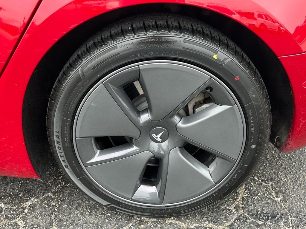 2021 Tesla Model 3 view 25
