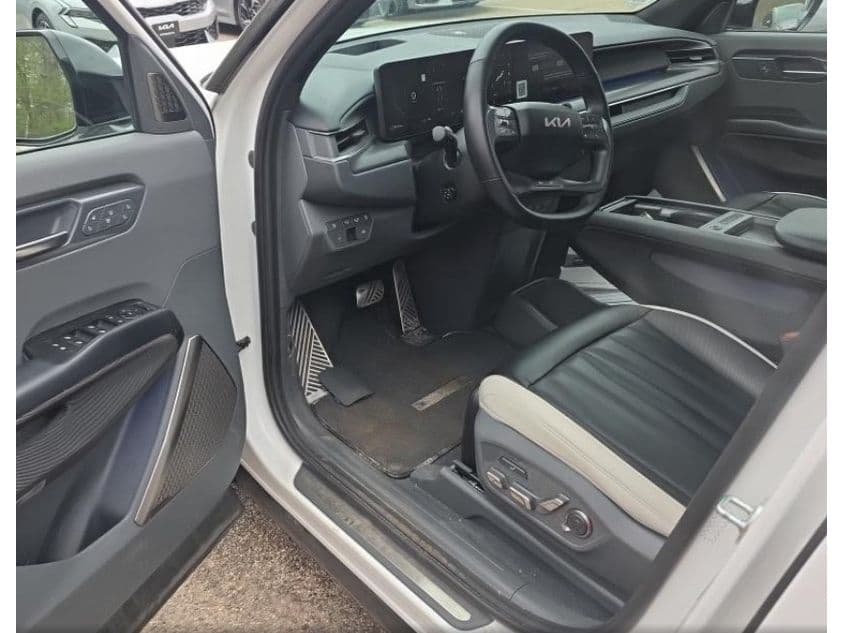 2024 Kia EV9 view 4