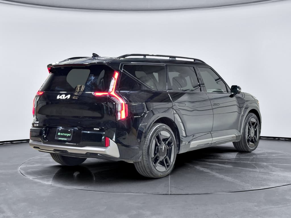 2024 Kia EV9 view 3