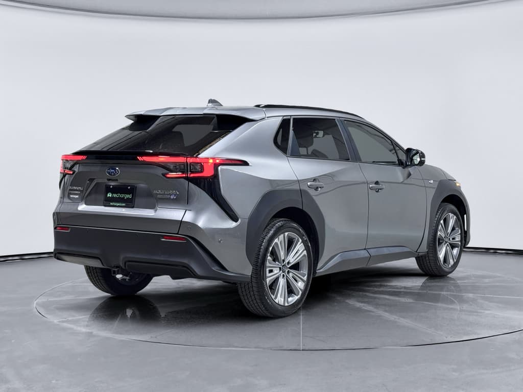 2023 Subaru Solterra view 3