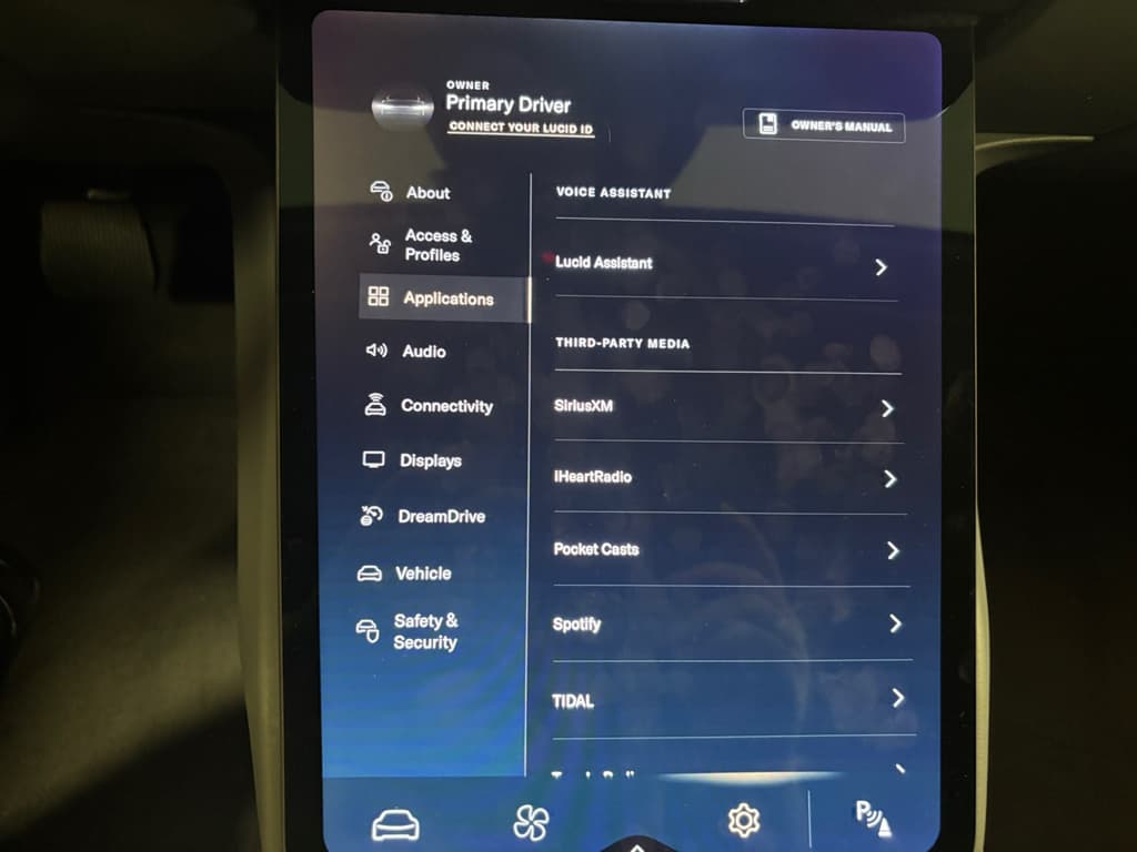 2025 Lucid Air view 19