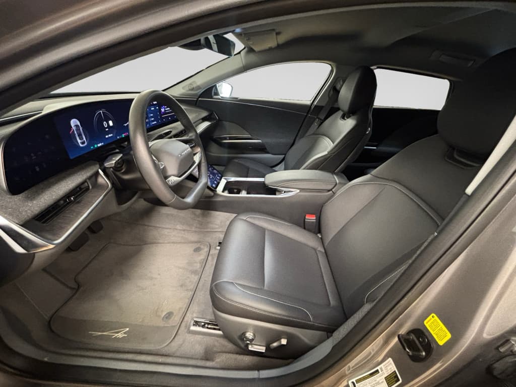 2025 Lucid Air view 9